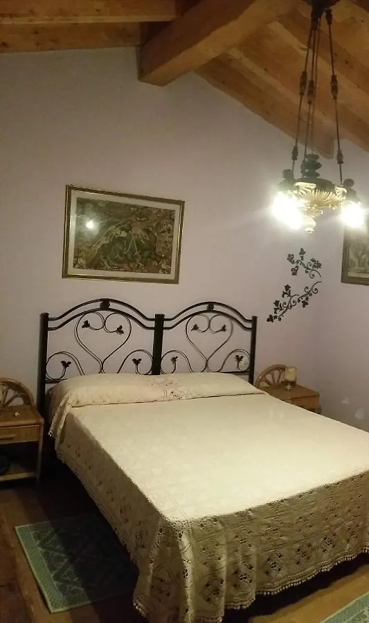 Sherdana'S Padru Itália